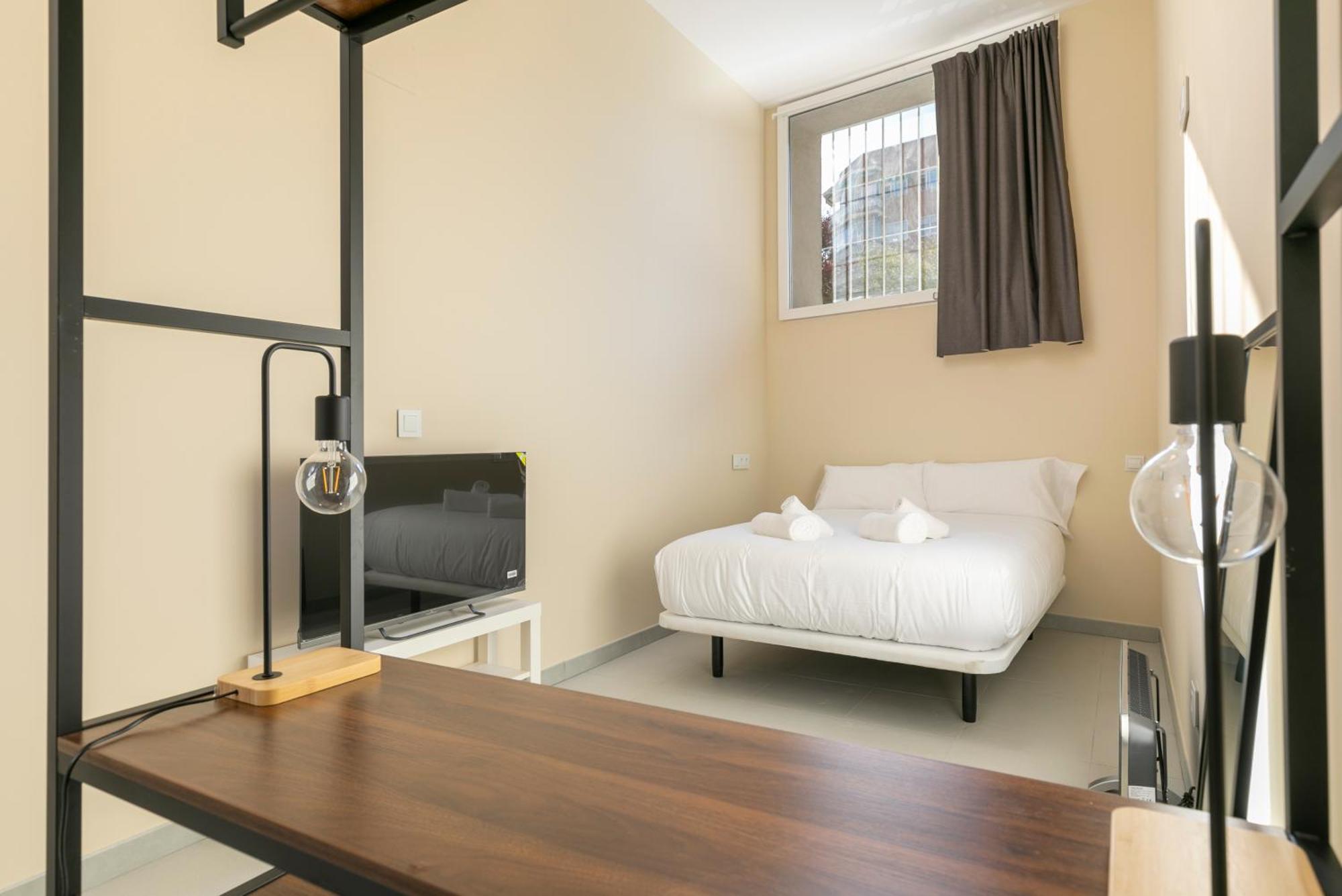 Homeabout Smart Rooms Bravo Murillo - Sin Recepcion Madrid Exterior photo