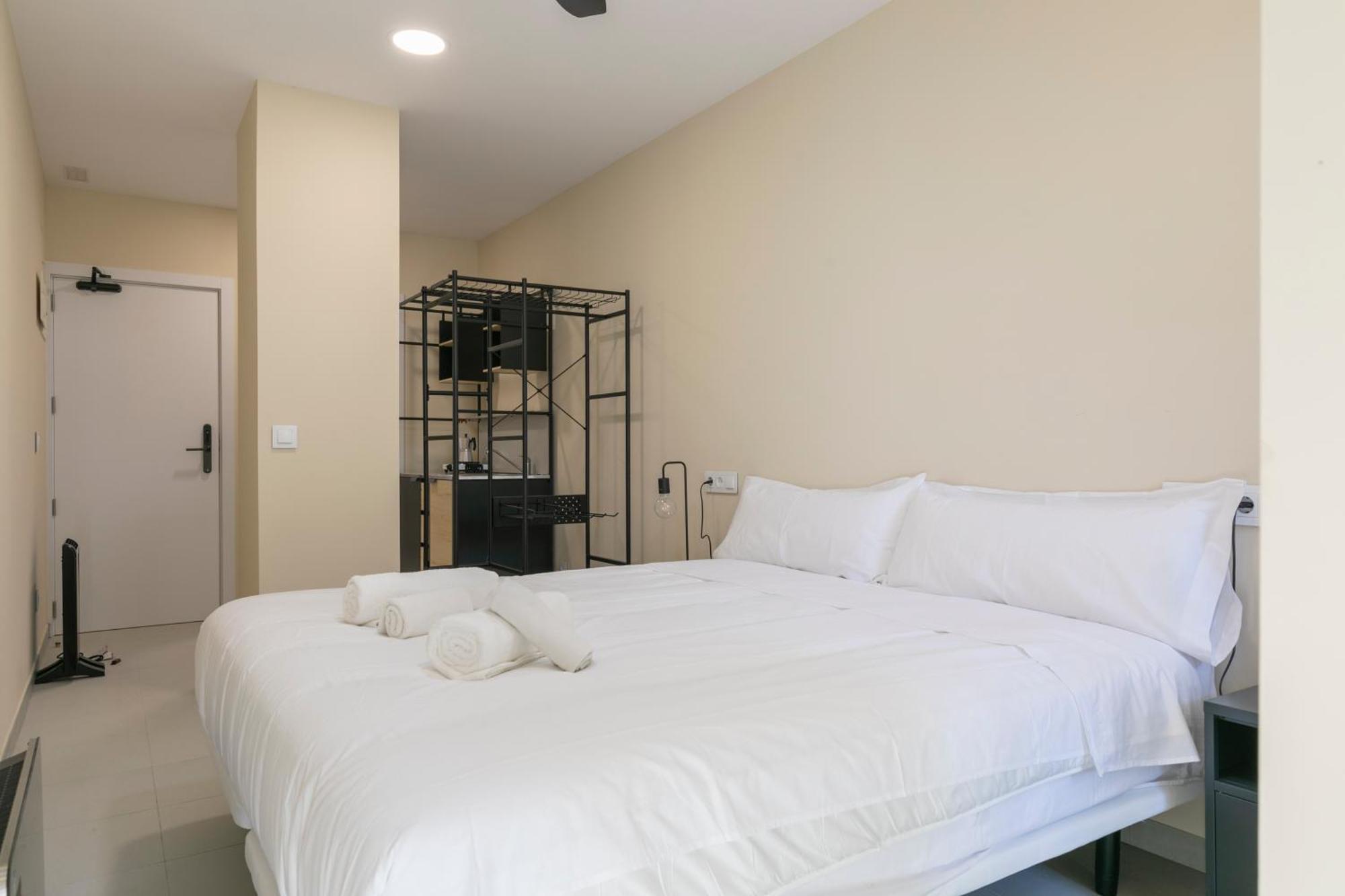 Homeabout Smart Rooms Bravo Murillo - Sin Recepcion Madrid Exterior photo