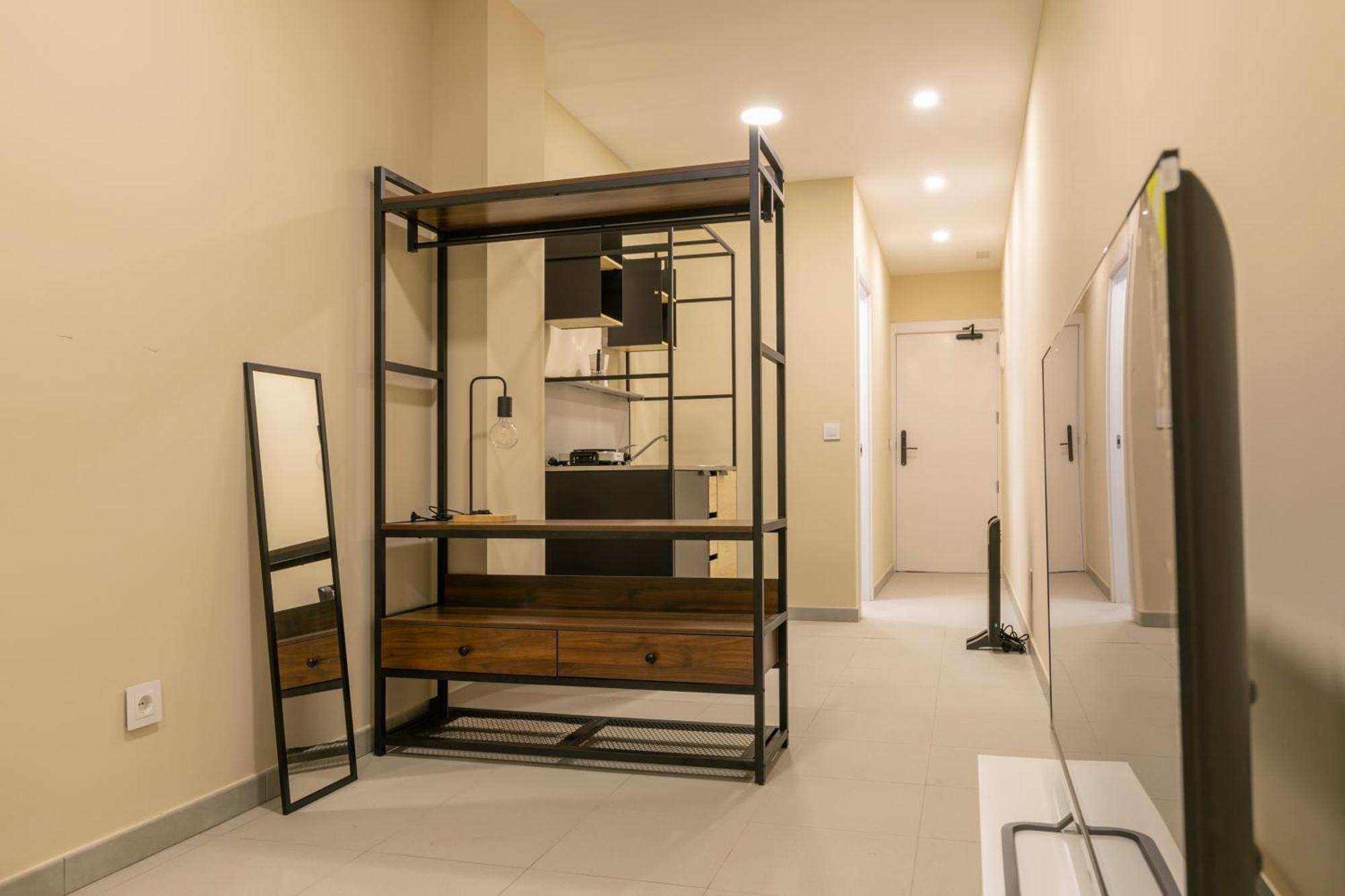 Homeabout Smart Rooms Bravo Murillo - Sin Recepcion Madrid Exterior photo