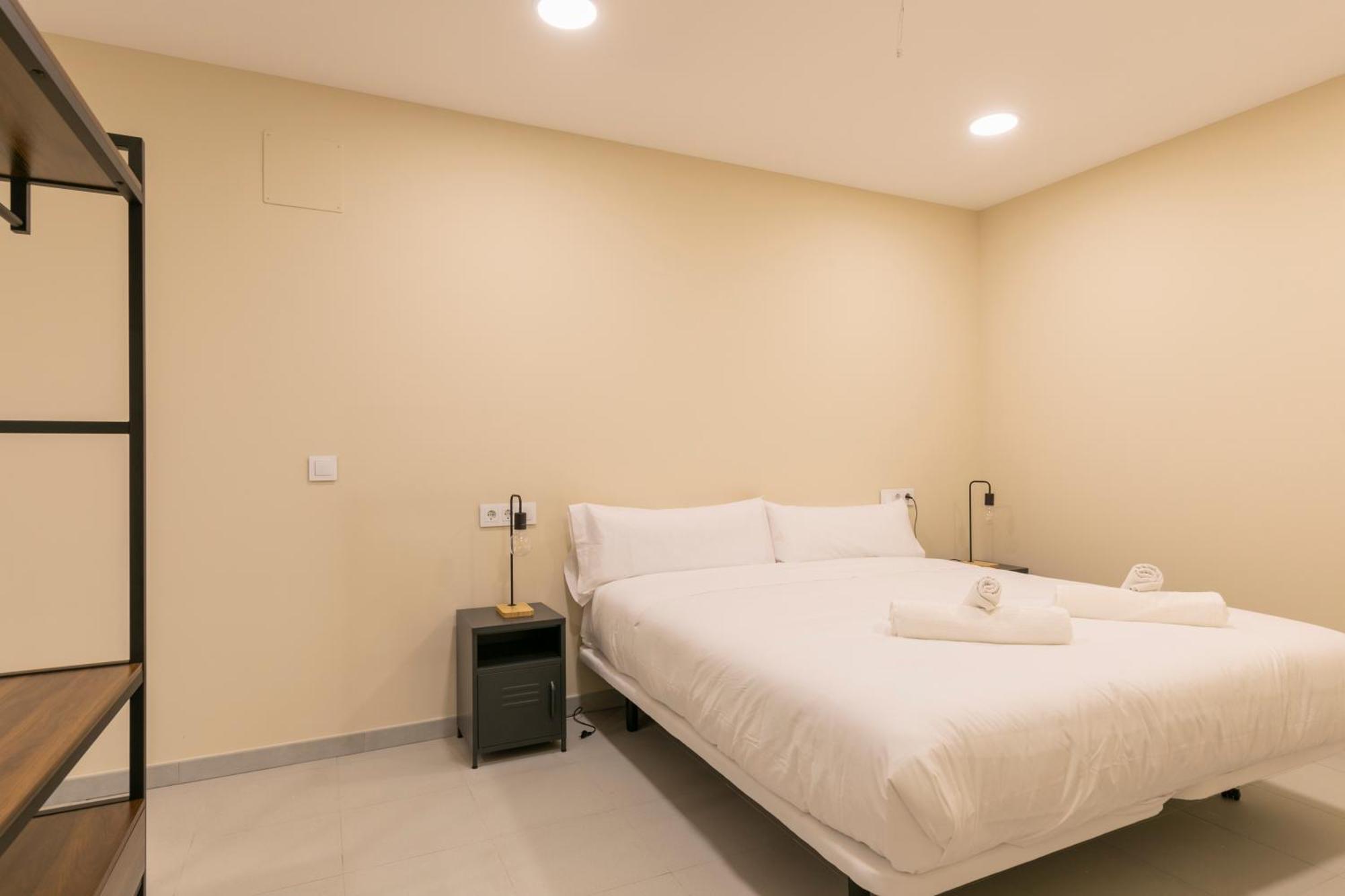 Homeabout Smart Rooms Bravo Murillo - Sin Recepcion Madrid Exterior photo