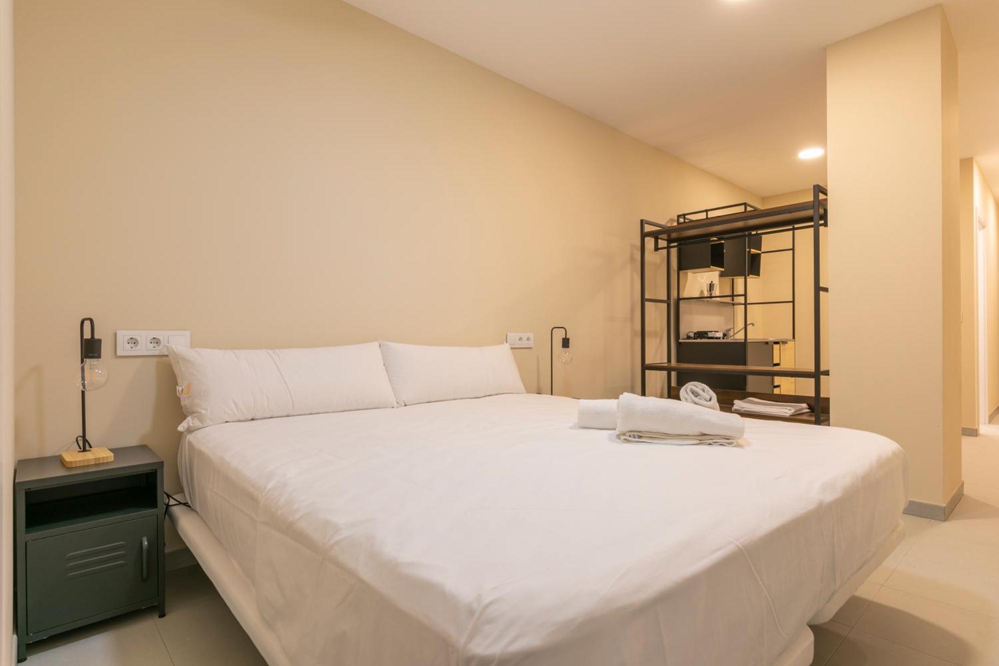 Homeabout Smart Rooms Bravo Murillo - Sin Recepcion Madrid Exterior photo