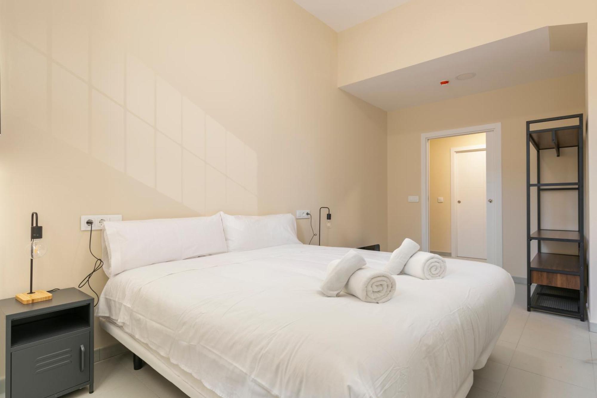 Homeabout Smart Rooms Bravo Murillo - Sin Recepcion Madrid Exterior photo