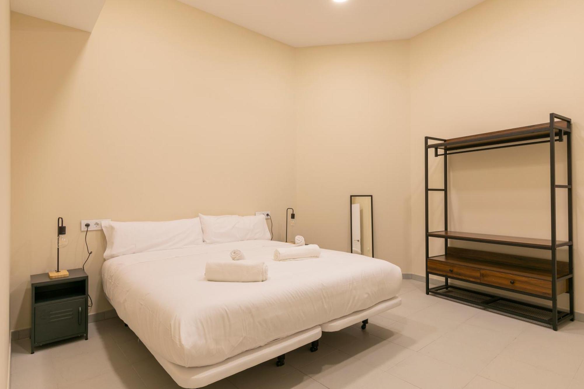 Homeabout Smart Rooms Bravo Murillo - Sin Recepcion Madrid Exterior photo