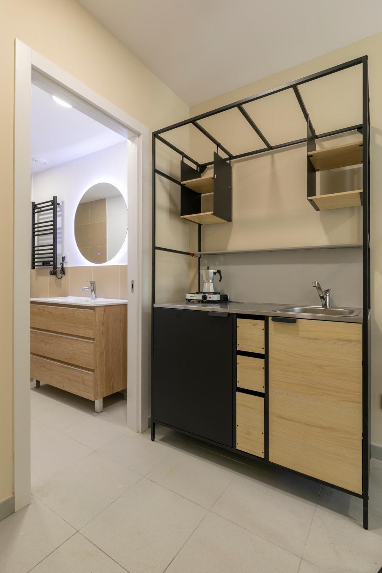 Homeabout Smart Rooms Bravo Murillo - Sin Recepcion Madrid Exterior photo